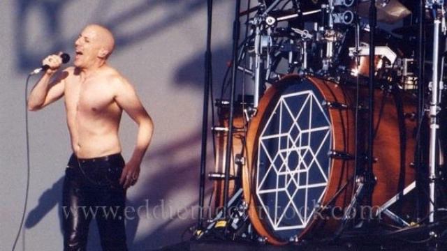 Maynard James Keenan & Jane's Addiction-Kashmir (Live) смотреть онлайн