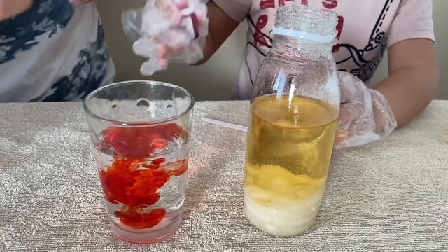 БУРЛЯЩАЯ ЛАВА! ПРОВОДИМ ЭКСПЕРИМЕНТЫ С ПАПОЙ! ЧЕМ ЗАНЯТЬСЯ С РЕБЕНКОМ ДОМА? смотреть онлайн