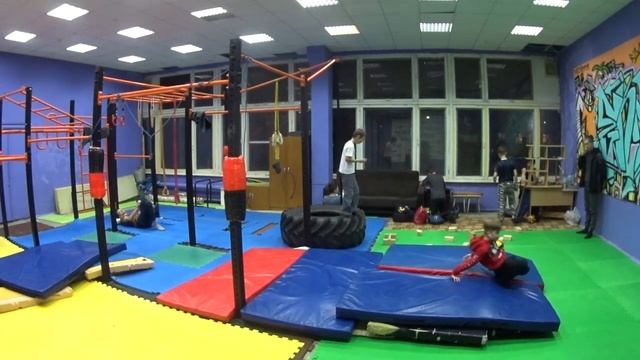 НаРодная ГимнАсТиКа 222-4 в Клубе Воздушно-Силовой Атлетики. СКК "Вместе" смотреть онлайн