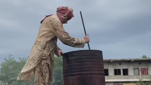 Процесс производства тормозных барабанов на местном заводе. смотреть онлайн