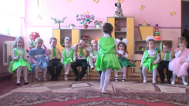 Свято 8 Березня в дитячому садочку ВЕСЕЛКА смотреть онлайн