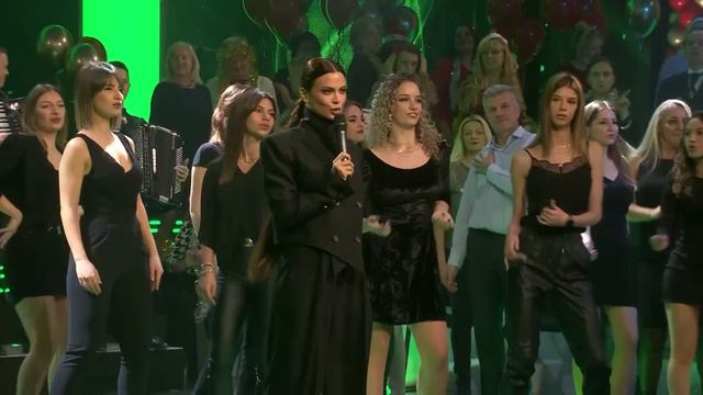 Milica Pavlovic - Novogodisnji program TV Prva - (31.12.2021.) смотреть онлайн