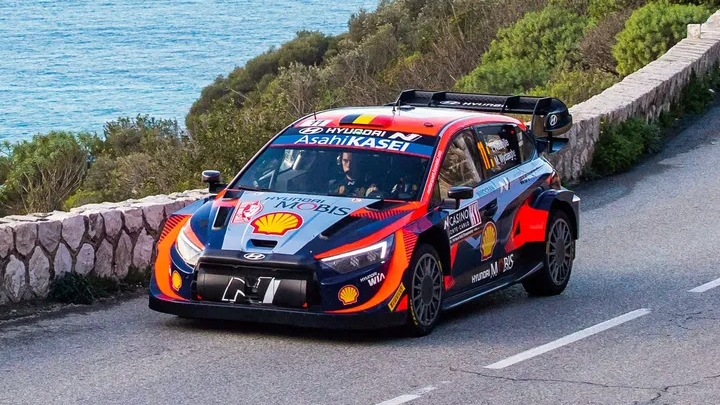 MINI GT 1:64 Hyundai i20 N Rally1 Hybrid#11 2023 Rally Monte Carlo 3rd Place смотреть онлайн