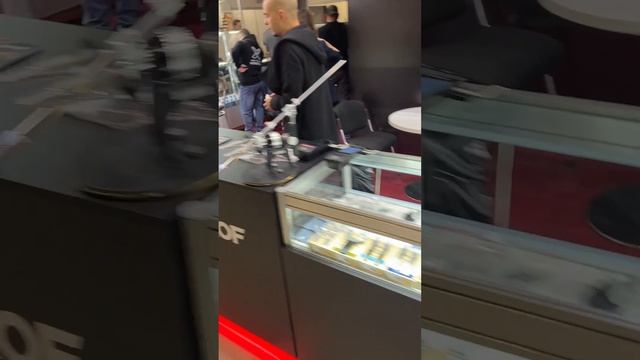 Перед открытием выставки Клинок смотреть онлайн