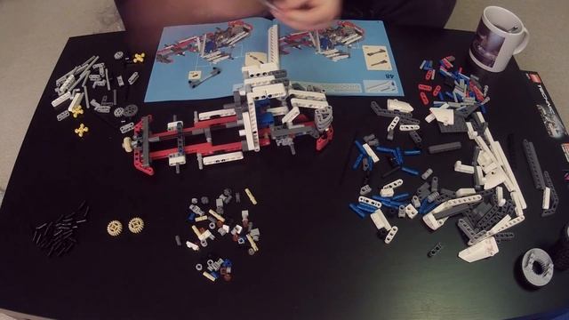 Lego Technic Service Truck 8071 Time-lapse смотреть онлайн