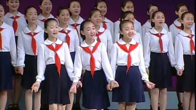 North Korean Girls Singing  北朝鮮万景台少年宮殿公演 少女の合唱