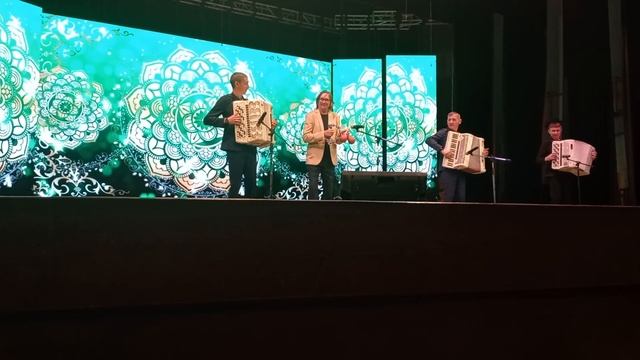 Азнакаево ДК день космонавтики инструментальный ансамбль смотреть онлайн