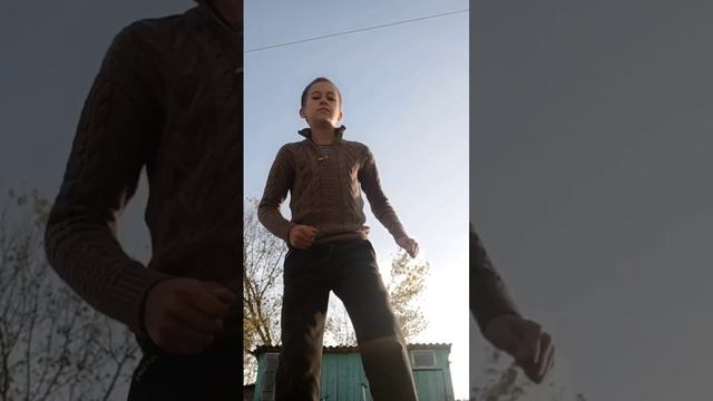 фан клип😞😞😞😞скоро трэк ребят