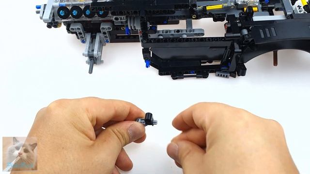 LEGO Technic The Batman: Batmobile - LEGO 42127  Speed Build