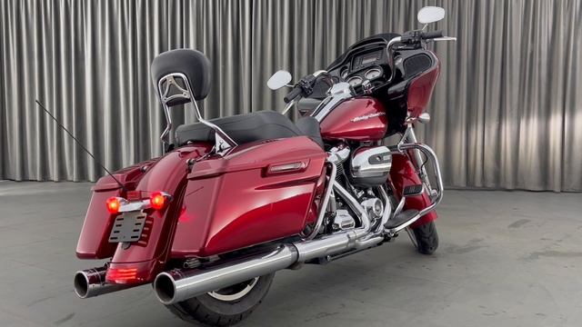 Road Glide 107 красный