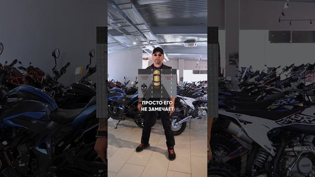 Почему байкеры ездят между рядами? смотреть онлайн