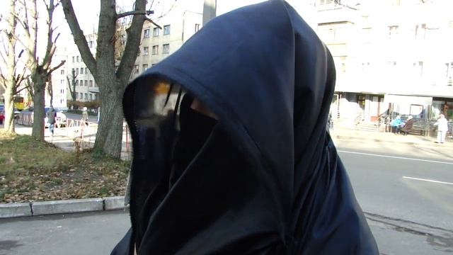 Флешмоб на Інститутській ("На крок ближчий до смерті") смотреть онлайн