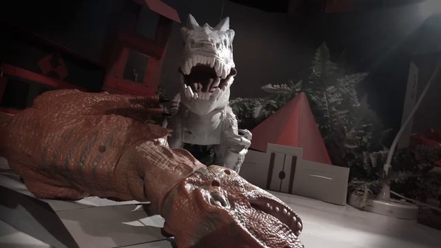 Jurassic World Indominus Rex VS T-rex and Blue Lego stop motion смотреть онлайн