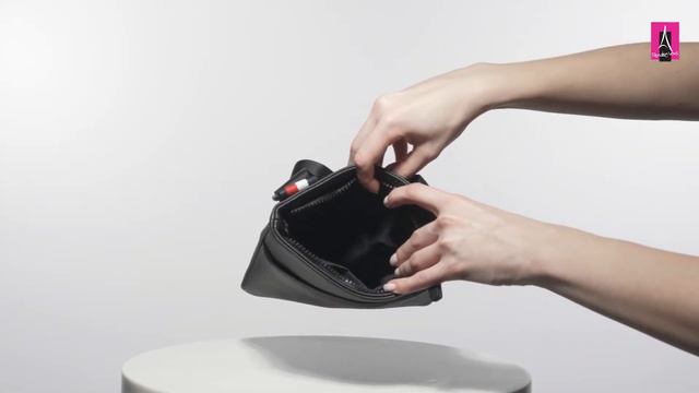 Видеообзор I Мужская сумка TOMMY HILFIGER ESSENTIAL PU MINI CROSSOVER 2690820 смотреть онлайн