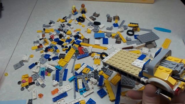LEGO Creator 31079. Собираем спортивный автомобиль смотреть онлайн