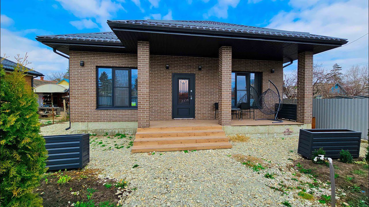 Новый обжитой дом с классной отделкой мебелью и техникой в городе где до моря и до Краснодара близко смотреть онлайн