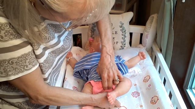 🌞REBORN Happy, 😊Smiling SUNNY's Outfit Change!🌞 PLUS 🍅🌽Garden Chat!🌽🍅 смотреть онлайн