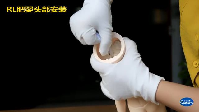 Video of how to assembled bjd doll head. смотреть онлайн