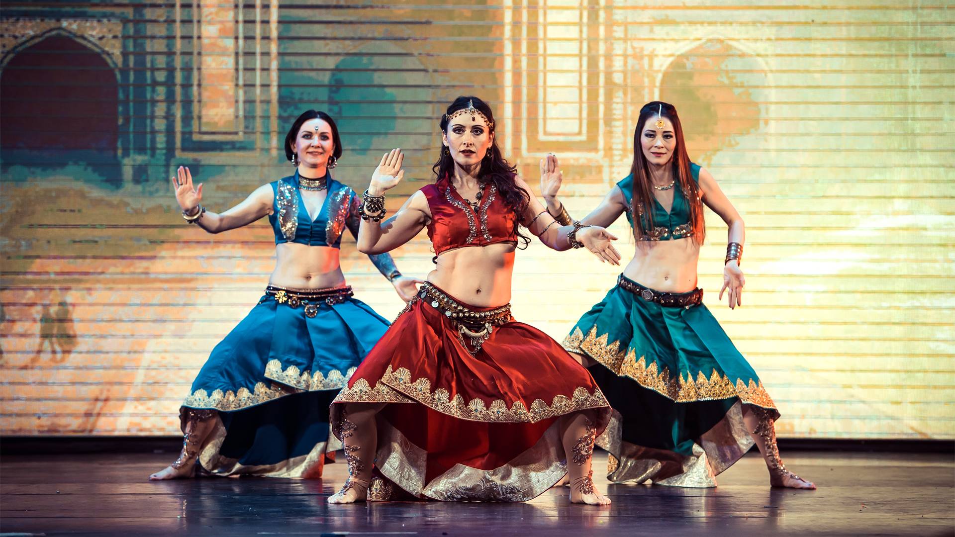 23-Metamorphosis-2022-Sauria Sisters