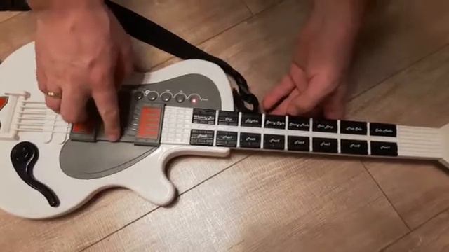 Детская гитара