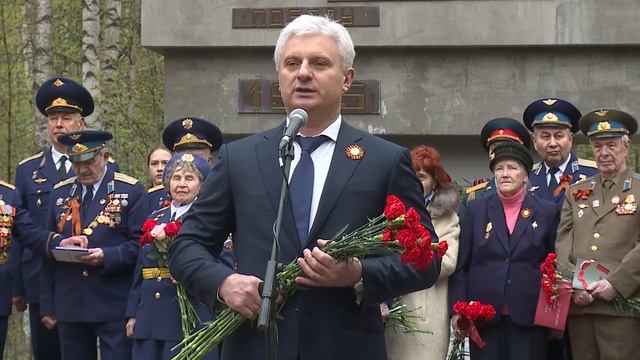 Гуляния в День Победы в парке Сосновка. смотреть онлайн