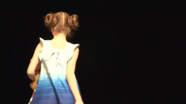 Модный показ детское дефиле. смотреть онлайн