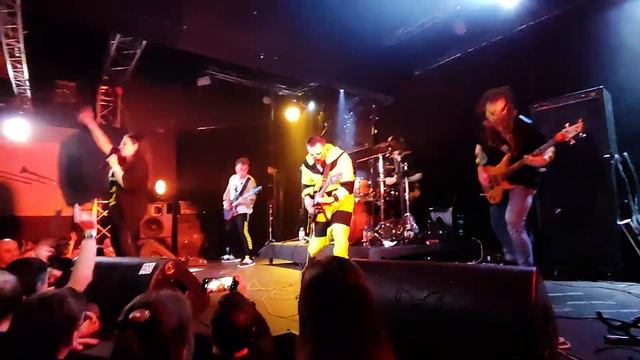 Мертвые Осы Арлекин смотреть онлайн