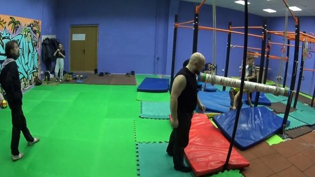 НаРодная ГимнАсТиКа 43-2 в Клубе Воздушно-Силовой Атлетики. СКК "Вместе" смотреть онлайн