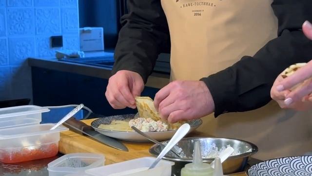 Завтрак с хозяйкой Гретель. Денис Пономарев