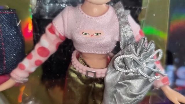 Bratz dolls Return !! | Bratz 20th Anniversary Dolls review including Cloe, Jade, Sasha and Yasmin смотреть онлайн