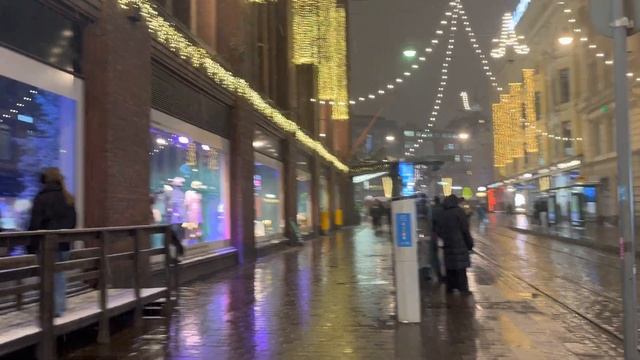 Helsinki Christmas Walking Tour On A Busy Saturday Night! Feel The Wibe! Helsinki, Finland 🇫🇮🇫🇮