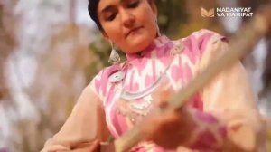 O'zbek dutorchi qizlari ijrosida "Muxammasi bayot"ni tinglang