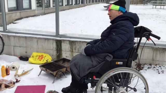 Vinter på Danvikstull - Grillning med Mats, Isabella, Malin, Carina, Amanda och Martin смотреть онлайн