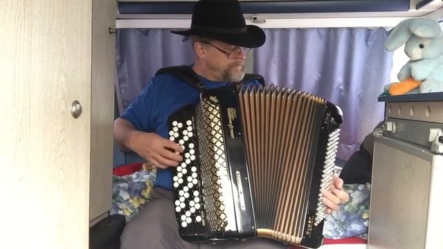 Heikki Niskanen Akselin ja Elinan häävalssi смотреть онлайн