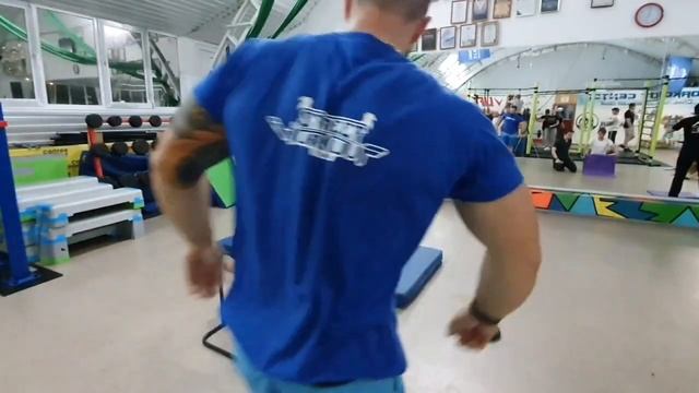 ЖЕСТКАЯ ТРЕНИРОВКА НА ТУРНИКЕ смотреть онлайн