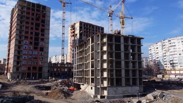 ЖК Парковый - облёт строительной площадки Апрель 2022 смотреть онлайн