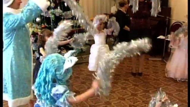 5 Утренниик в д с  Солнышко