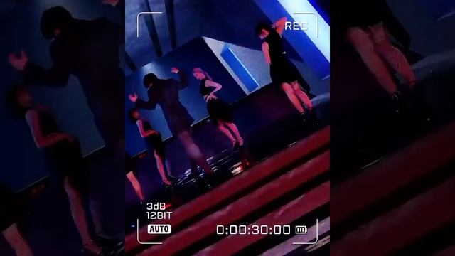 :⚘; после себя, я оставлю свою любовь к тебе. (Cai Xukun) смотреть онлайн