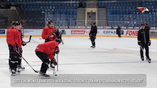 «Нам нужно больше забивать в равных составах». Макаров и Хартли – о матче с «Магниткой» смотреть онлайн