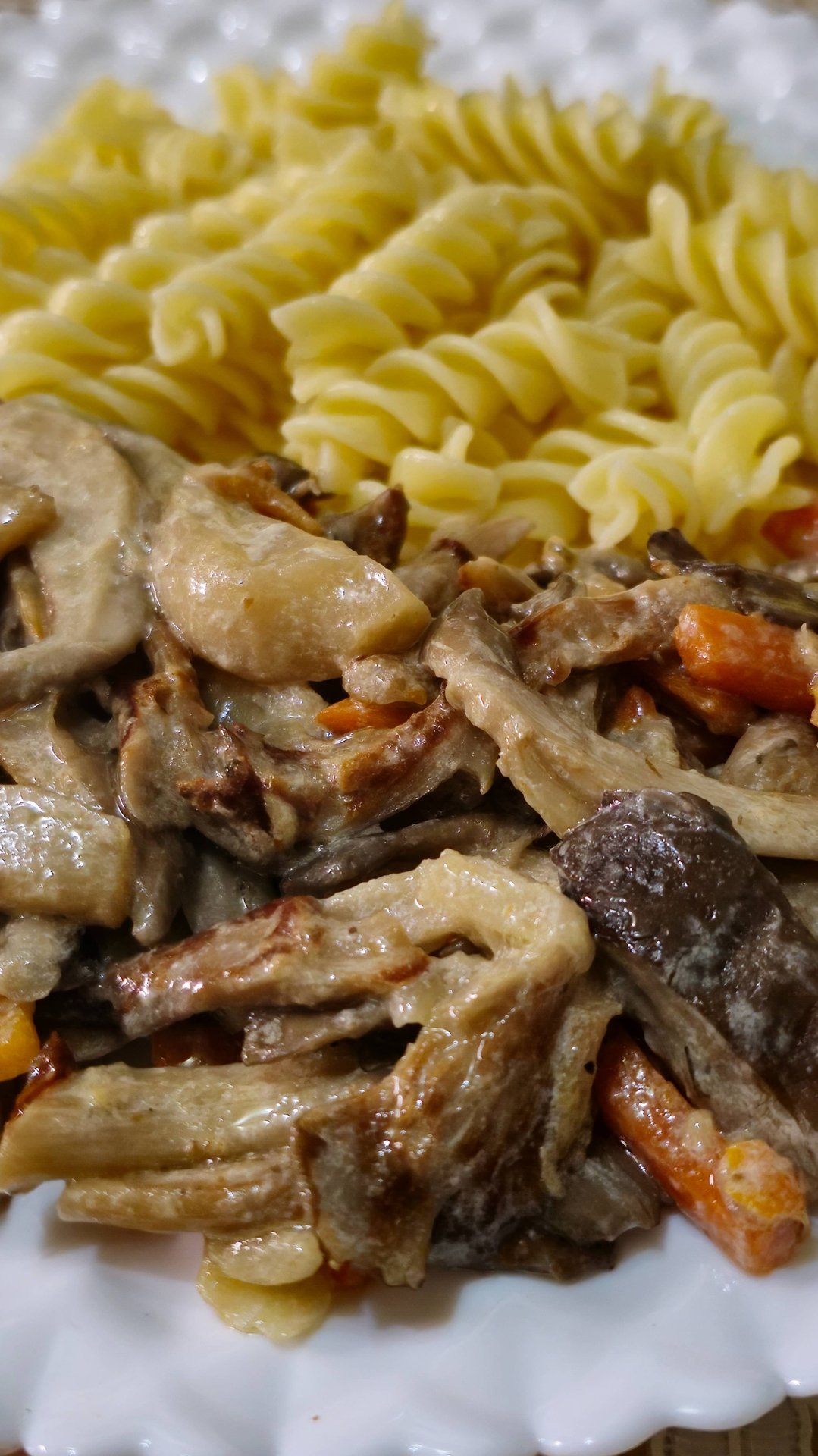 Жареные грибы вешенки. смотреть онлайн