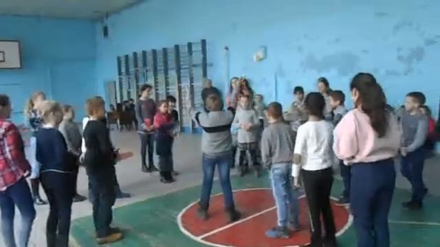 Масленица. Шишки, жёлуди, орехи. смотреть онлайн