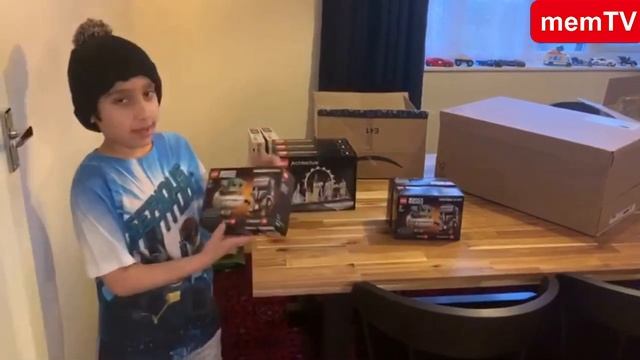 I invested all my pocket money in Lego смотреть онлайн
