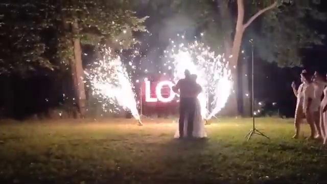 танцующие фонтаны пиротехническая надпись love смотреть онлайн