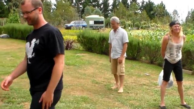 A farewell to Jean-Martin and Maude-Helen from Taranaki смотреть онлайн