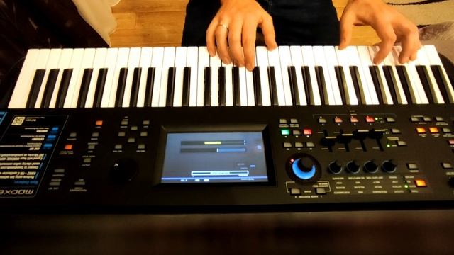 Ihtio - Pianoholic (Yamaha MODX live performance) смотреть онлайн