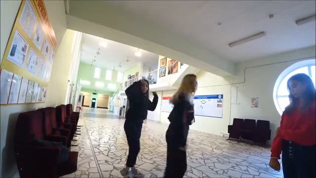 2 сентября/тренировка/ танцы в подъезде смотреть онлайн
