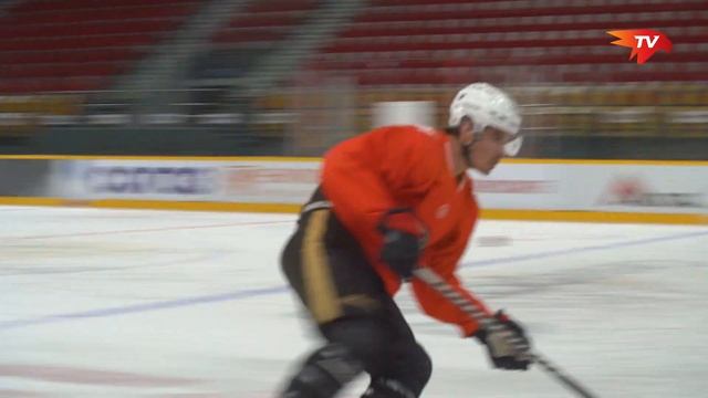 НОВЫЙ ДЕНЬ — НОВАЯ ИГРА | Алексей Емелин и Наиль Якупов перед «Северсталью» | Сезон 2021/22 смотреть онлайн