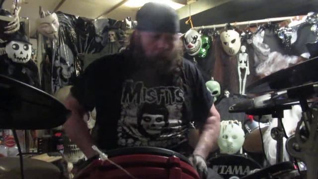 Misfits-Green Hell --- Drum Cover смотреть онлайн