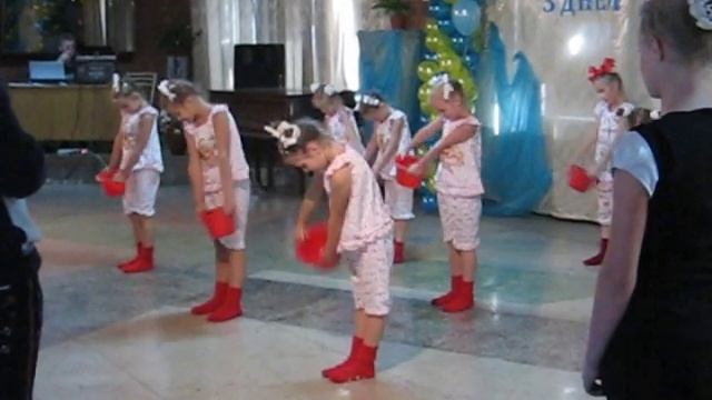 Танец с горшками смотреть онлайн