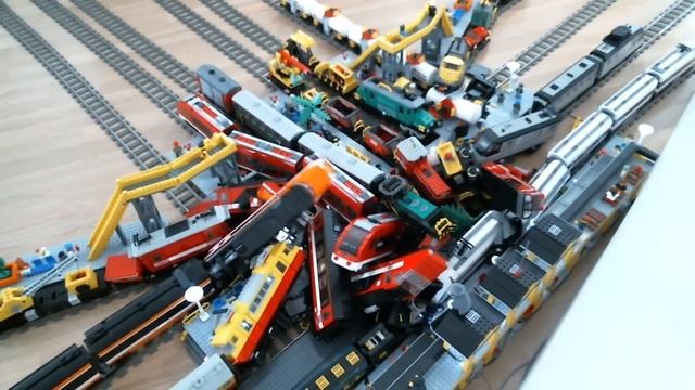 Lego train crash with 13 Lego trains with Metroliner, Horizon Express, 60051, 60052 смотреть онлайн